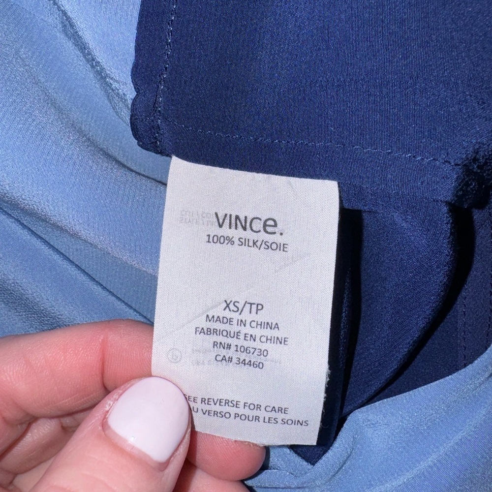 Vince Women’s Silk Sleeveless Blouse / Size XS - Picture 3 of 4